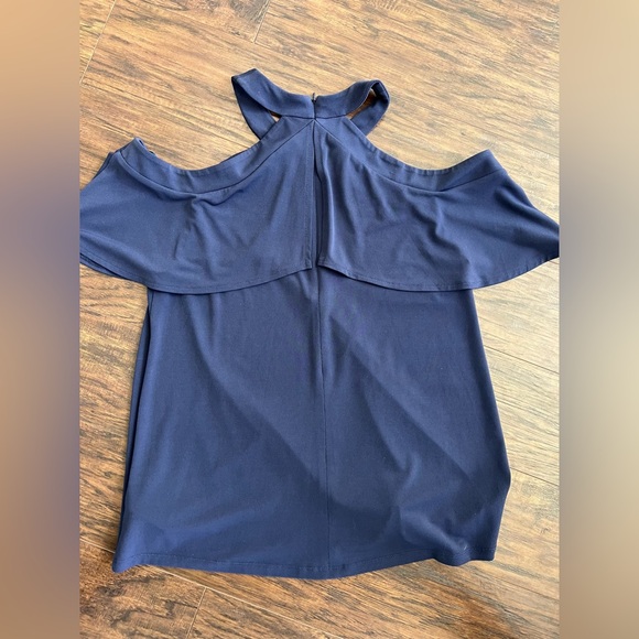 MICHAEL KORS Cold Shoulder Top - Medium - Picture 3 of 5